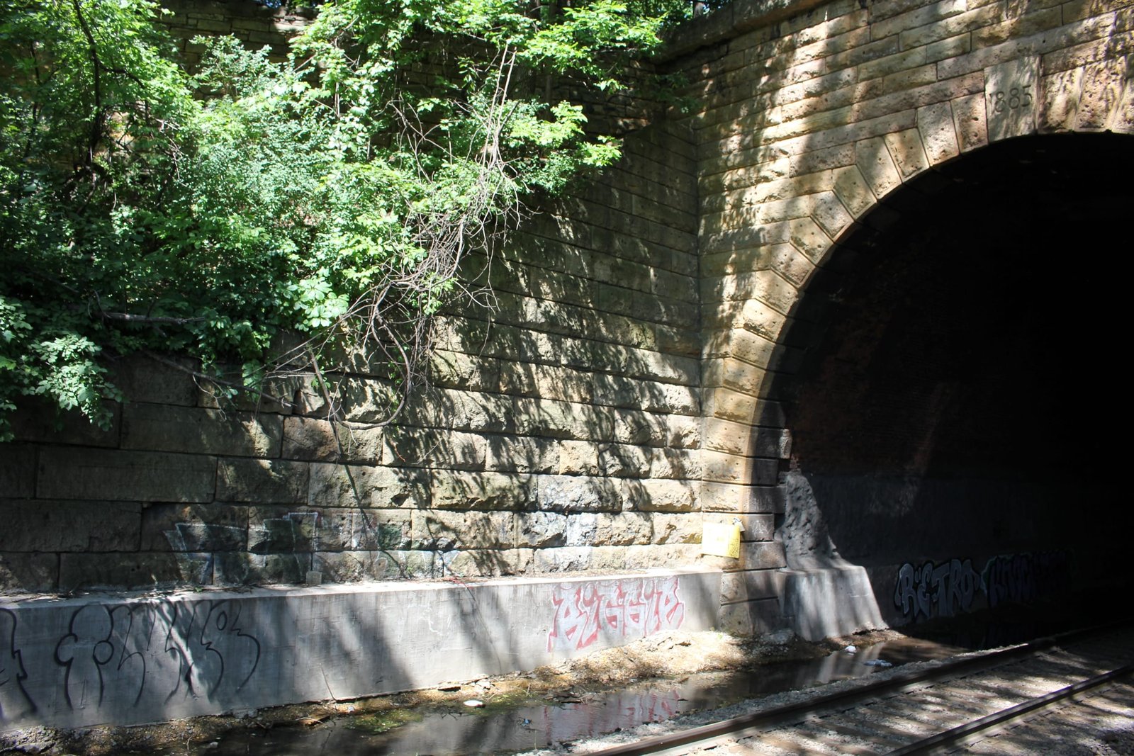 Southwest wing wall